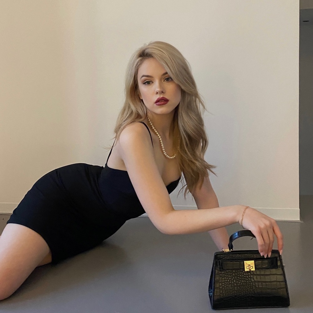 elegant black dress
